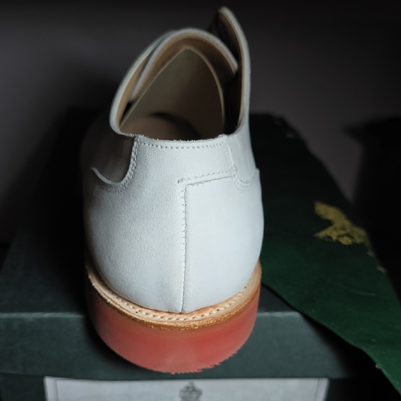 Men\'s White Nubuck Derbys